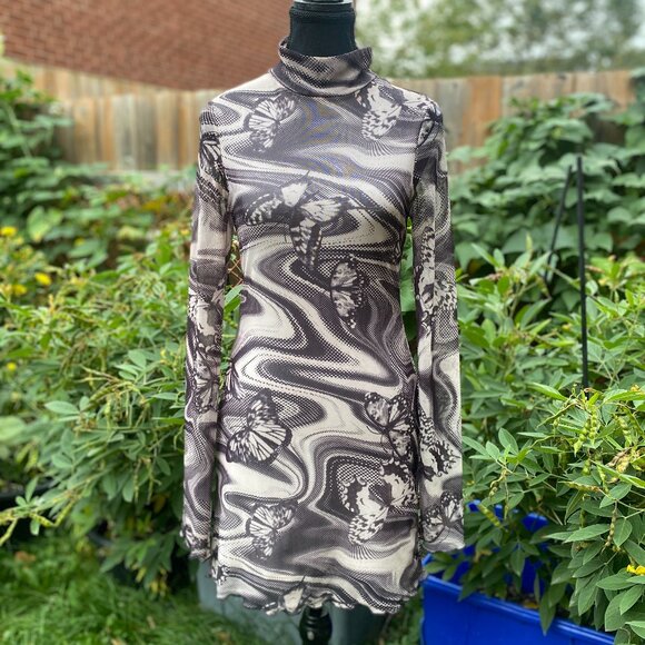 Urban Outfitters UO Alessia Mock Neck Mini Dress Size Medium - Picture 2 of 16